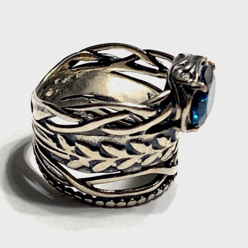 Or Paz Sterling Silver Blue Topaz Ring (size 6) - Picture 2 of 7